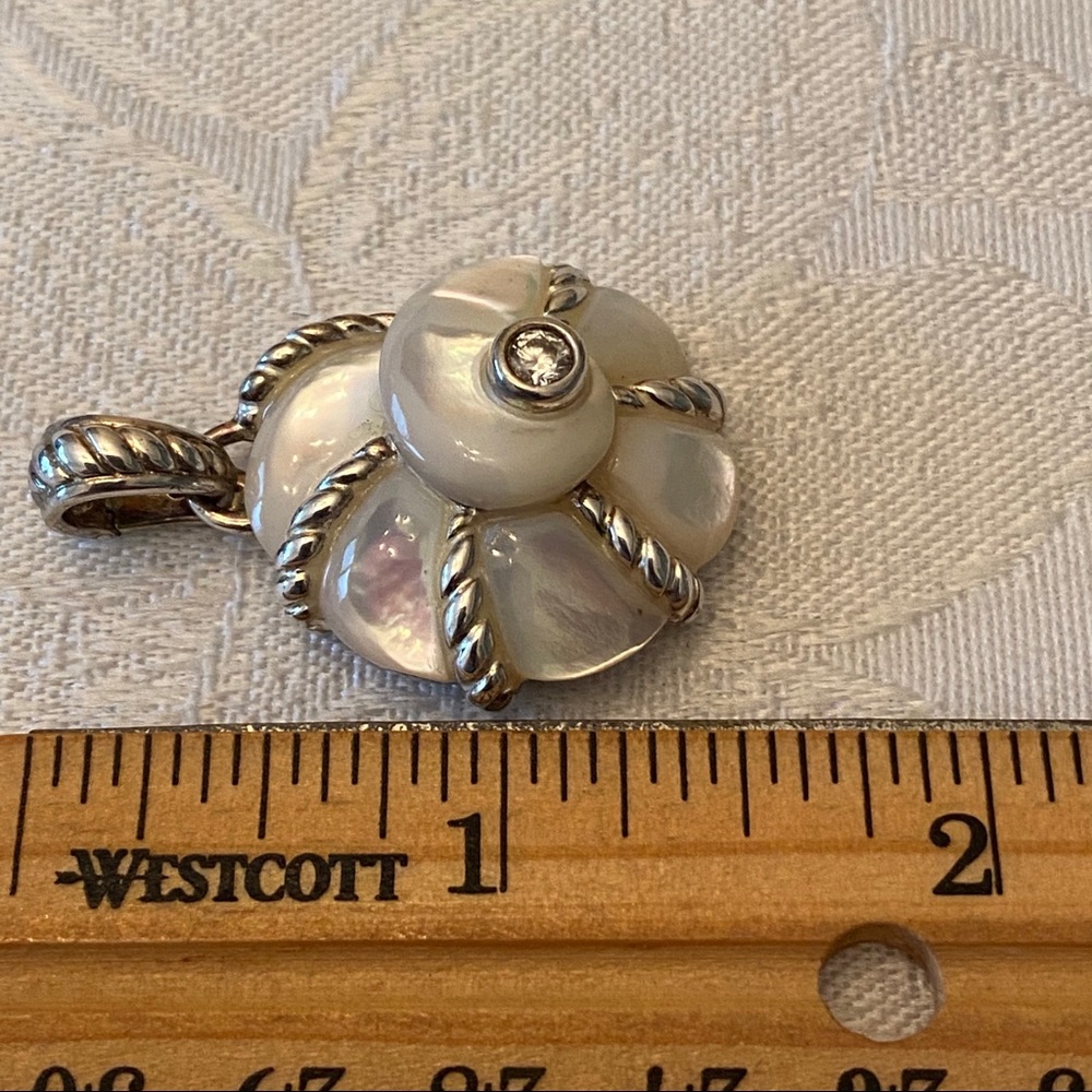 Judith Ripka Pendant - Picture 5 of 6